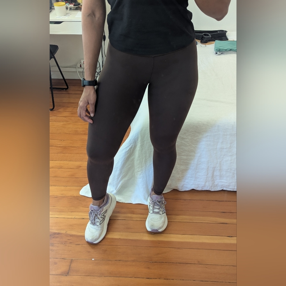 Women’s High-Rise Brown Performance Leggings